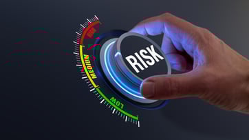 Risk Taking in Business: Here’s When to Take Risks and When to Steer Clear!