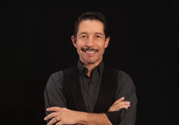 From the C-Suite to Digital and AI Advisory: Carlos Guzman’s Consulting Journey