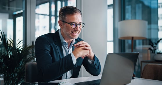 Consultant in Digital and AI Consulting sharing good news, financial account and report update